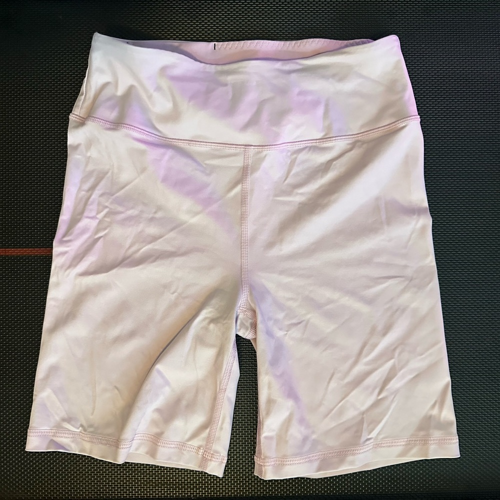 Victoria’s Secret Sport Elastic Bike Shorts • Size Small Lavender Purple